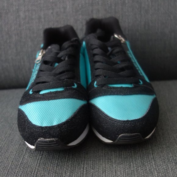 Diesel Only the Brave Black and Teal Size 8.5 Shoes - Picture 4 of 16